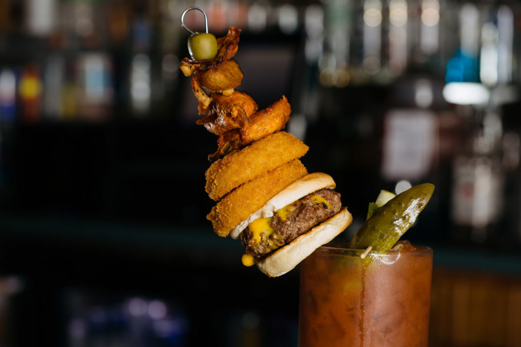 Hamburger with onion rings