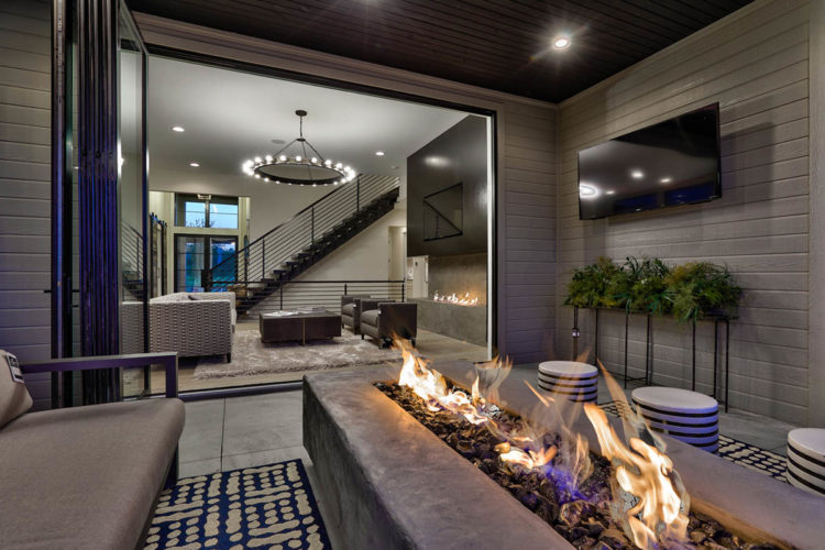 outdoor patio with firepit