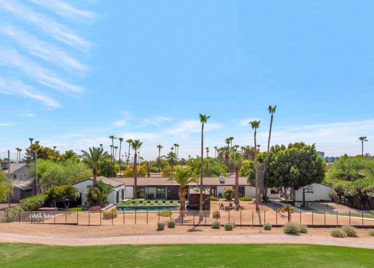 Arizona house with palm trees